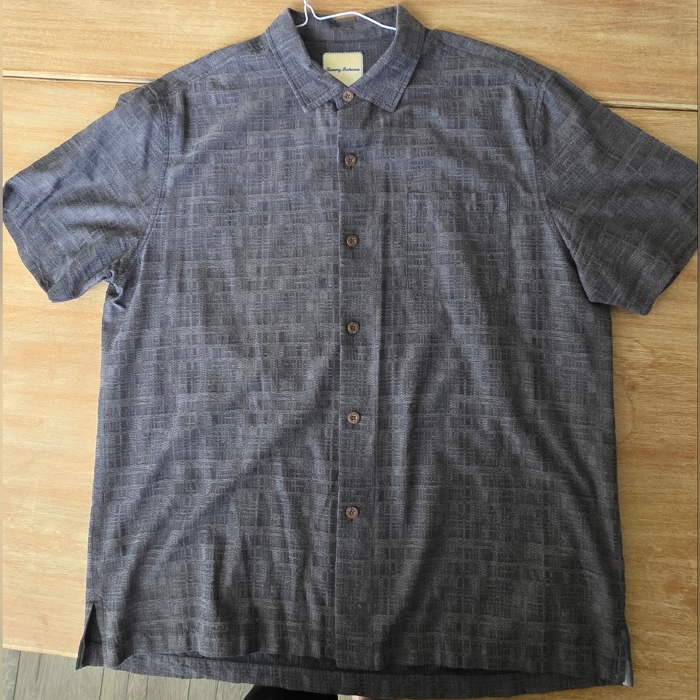 Tommy Bahama Silk Blend Button Up Shirt Men’s XL Gray Short Sleeve Resort Casual
